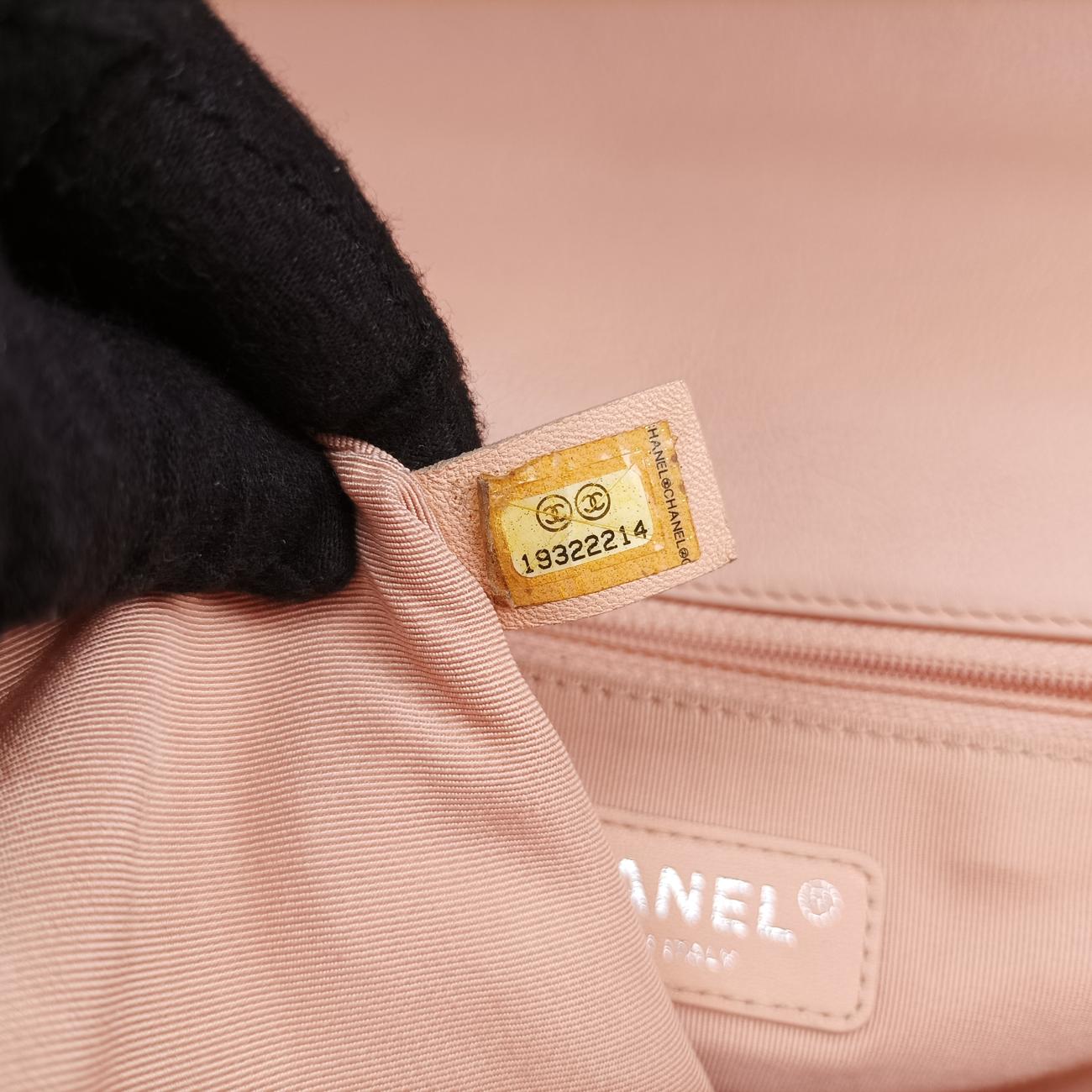 Vintage Chanel BOY CHANEL Pink Leather A92269 shoulderbag | stylenewstar