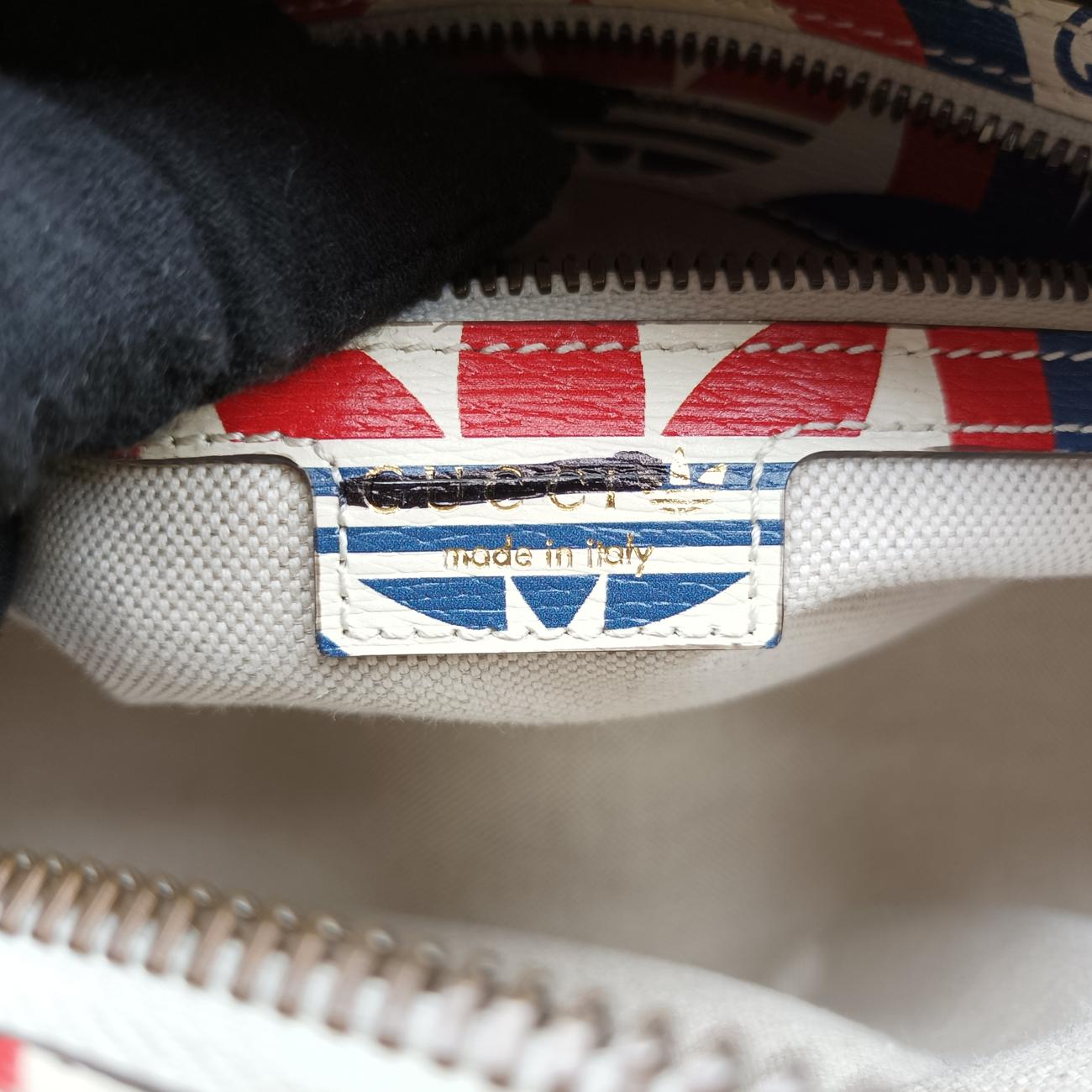 Pre-owned Gucci adidas collaboration mini duffel White x Red x Blue Leather 702397 shoulderbag | stylenewstar