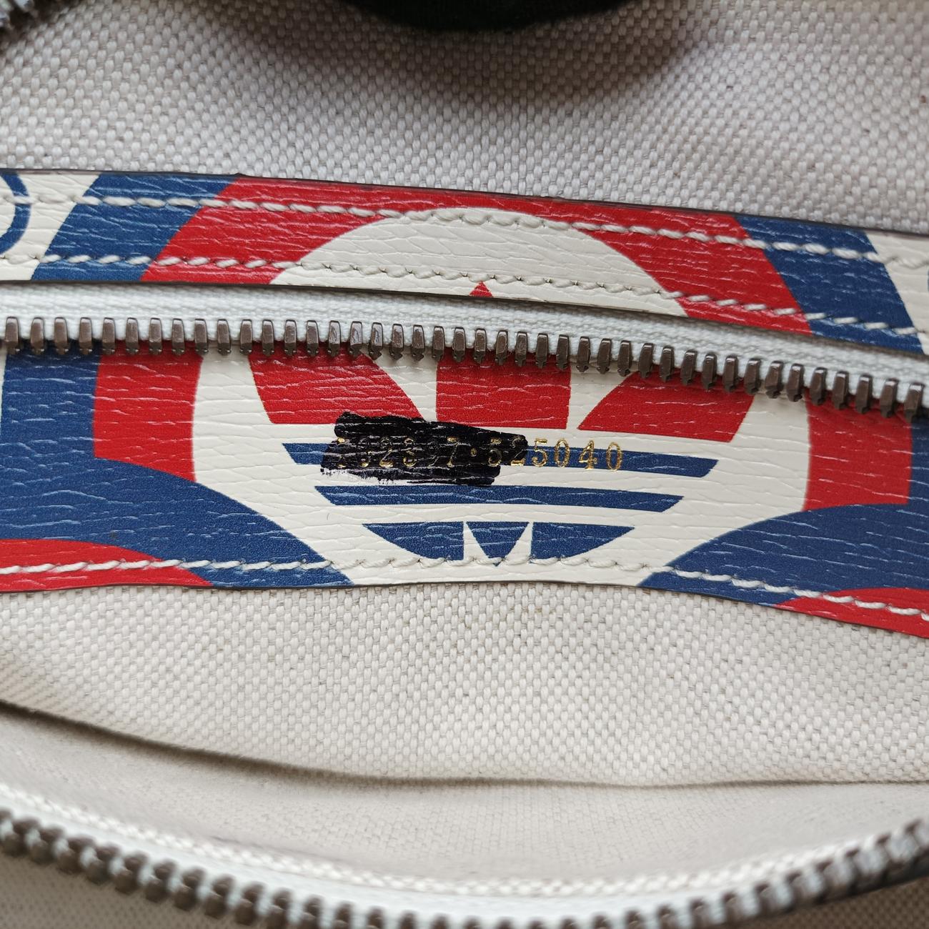 Pre-owned Gucci adidas collaboration mini duffel White x Red x Blue Leather 702397 shoulderbag | stylenewstar