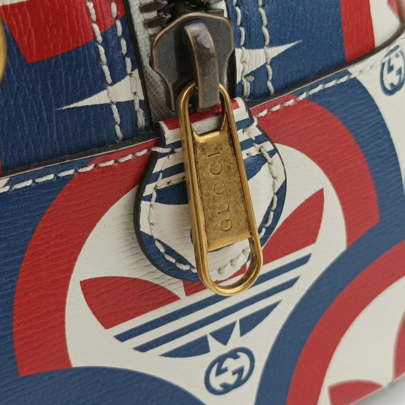 Pre-owned Gucci adidas collaboration mini duffel White x Red x Blue Leather 702397 shoulderbag | stylenewstar