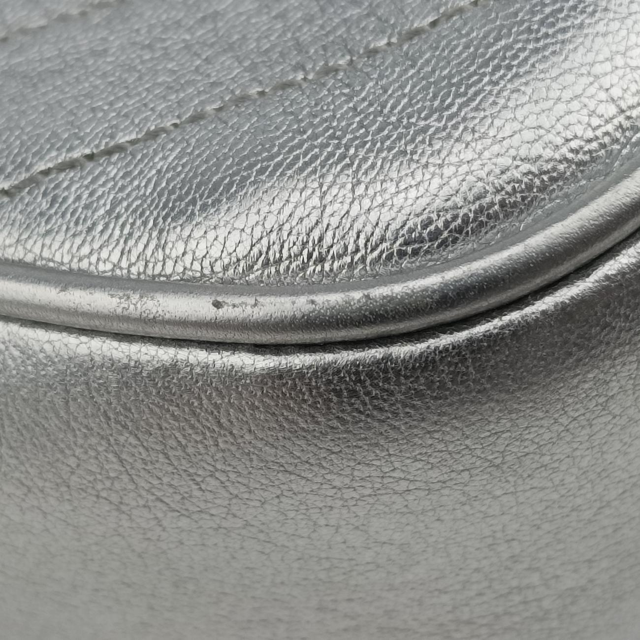 Secondhand Gucci Blondie Silver Leather 742360 shoulderbag | stylenewstar