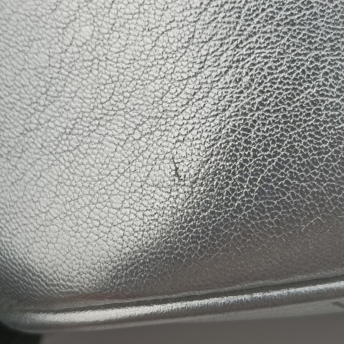 Secondhand Gucci Blondie Silver Leather 742360 shoulderbag | stylenewstar