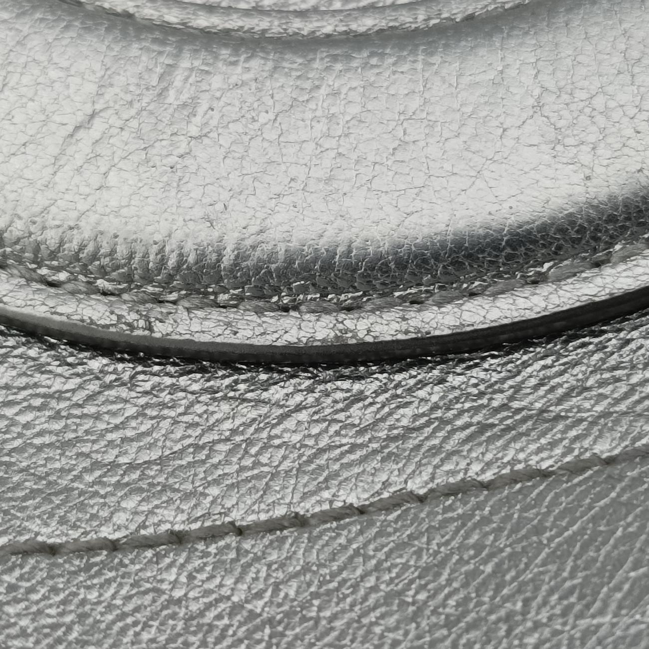 Secondhand Gucci Blondie Silver Leather 742360 shoulderbag | stylenewstar