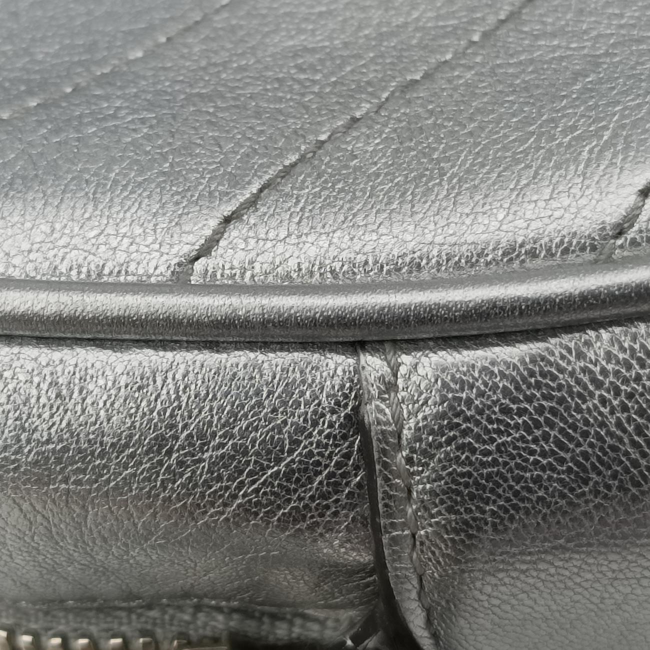 Secondhand Gucci Blondie Silver Leather 742360 shoulderbag | stylenewstar