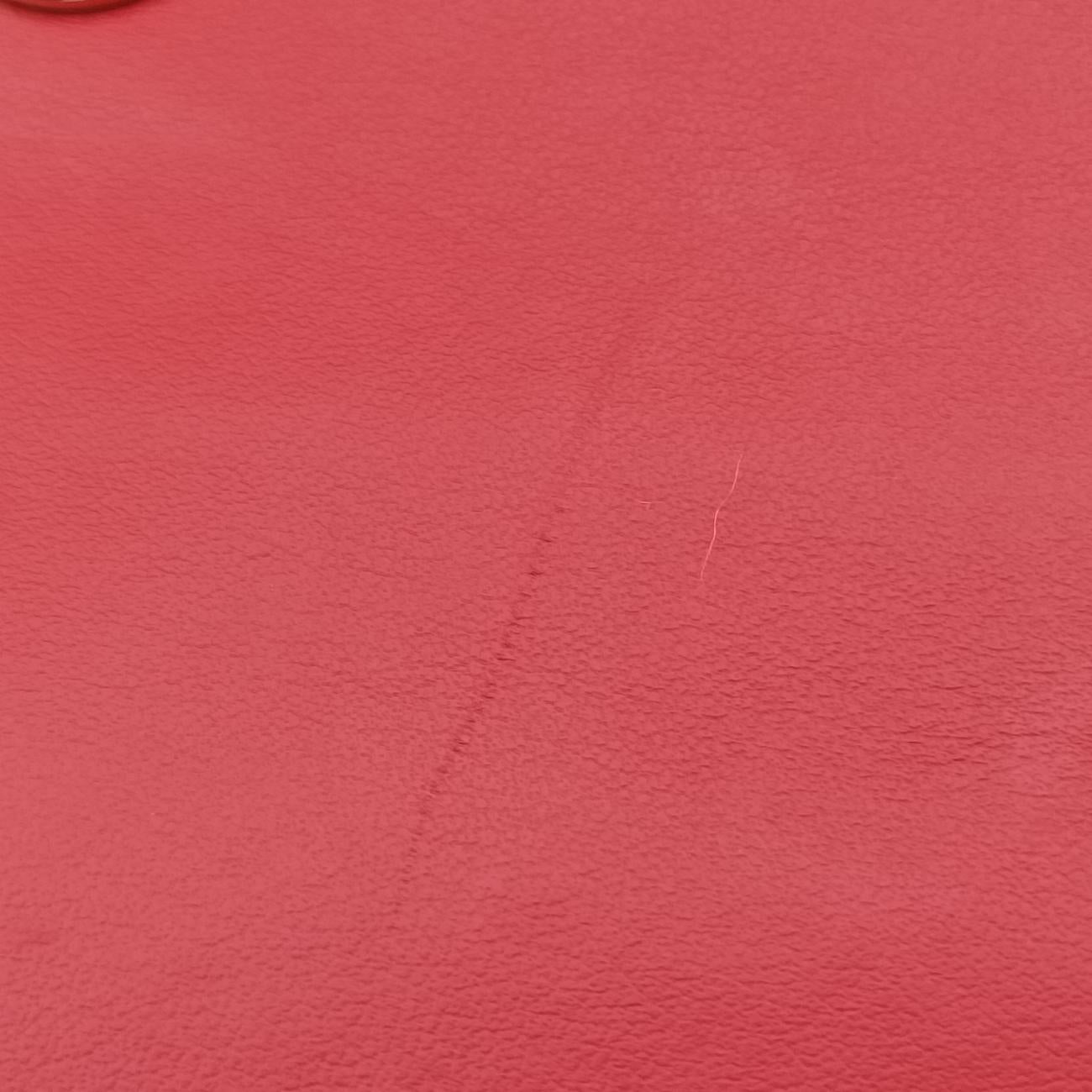 Vintage Prada Pioneer Red Leather 1BD239 shoulderbag | stylenewstar