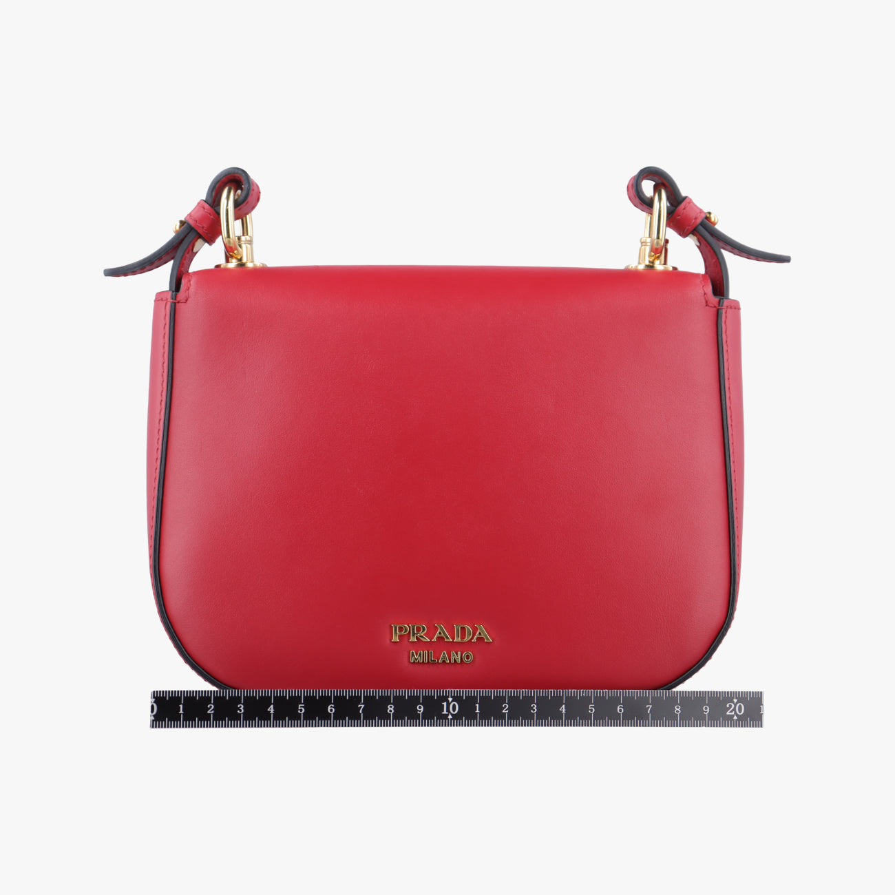Vintage Prada Pioneer Red Leather 1BD239 shoulderbag | stylenewstar
