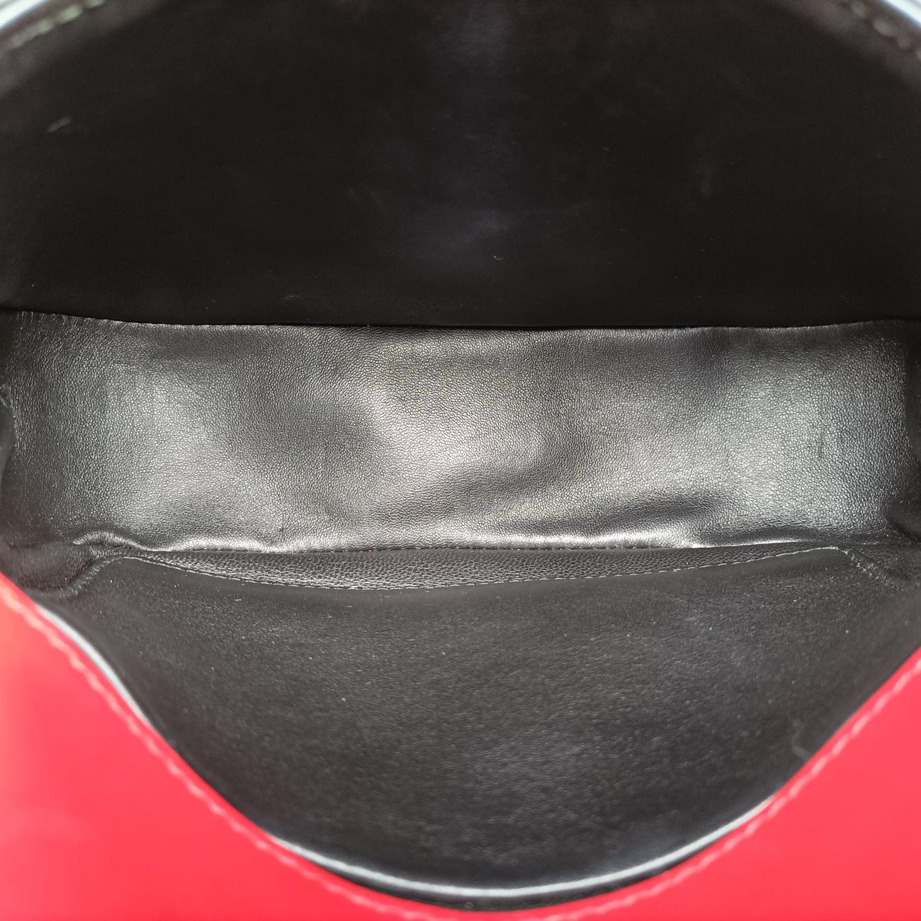 Vintage Prada Pioneer Red Leather 1BD239 shoulderbag | stylenewstar