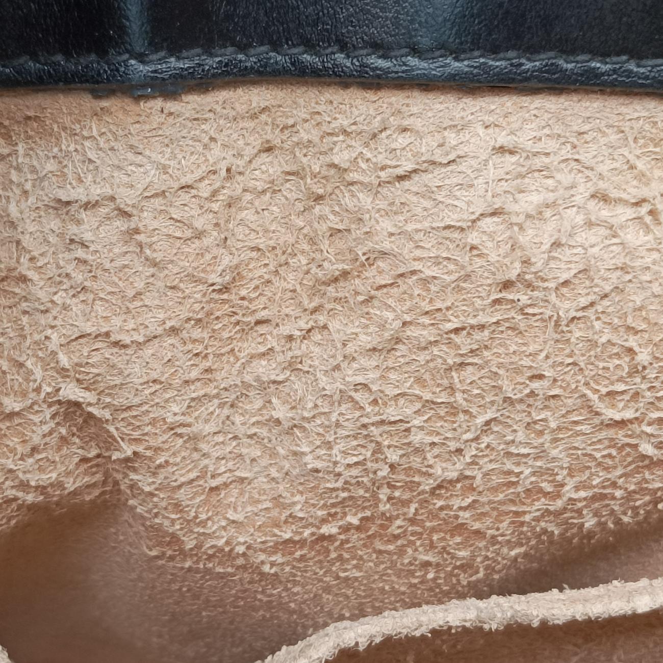 Secondhand Gucci GG Marmont Black Leather 498110 shoulderbag | stylenewstar