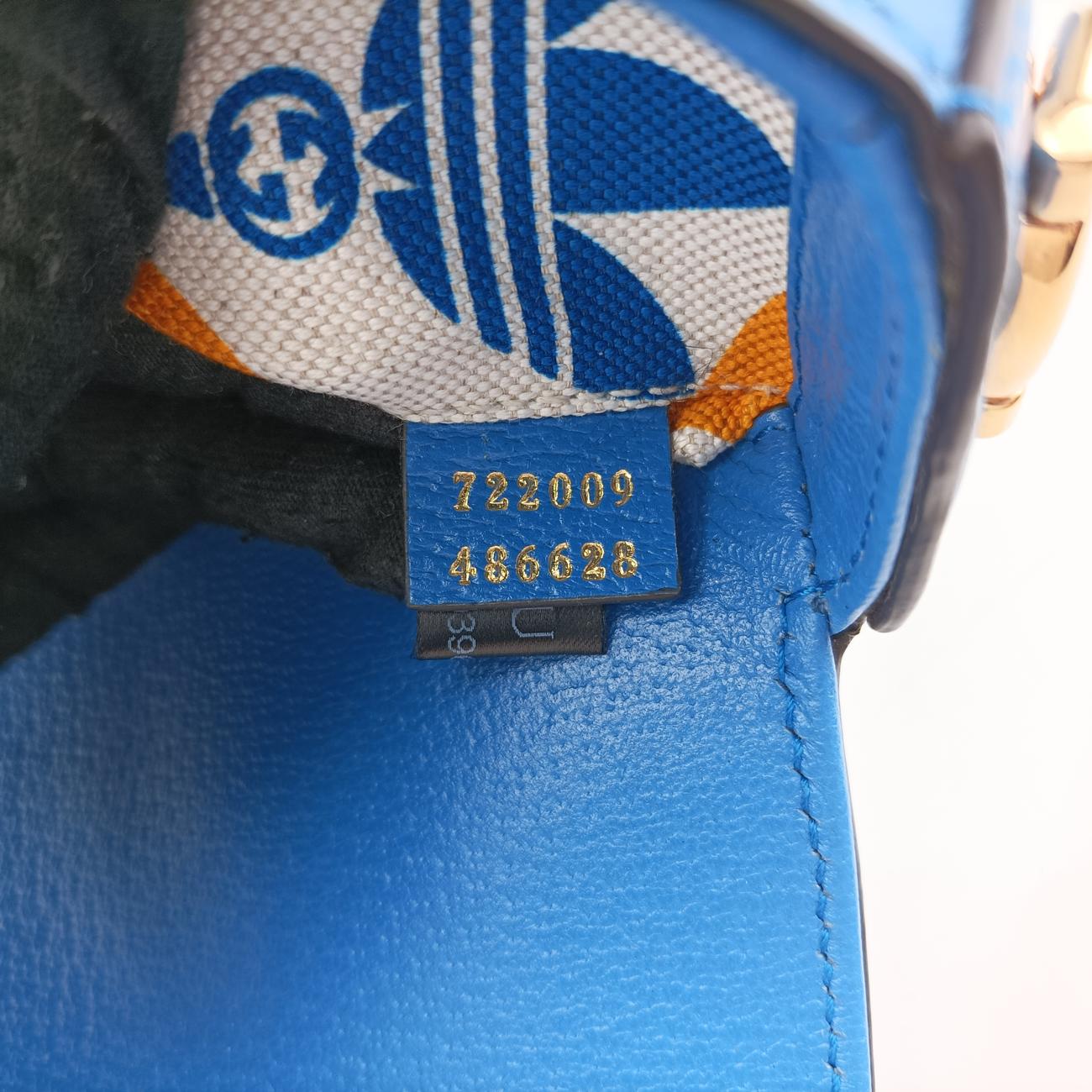 Pre-owned Gucci Adidas collaboration Horsebit Blue×white Leather 722009 shoulderbag | stylenewstar