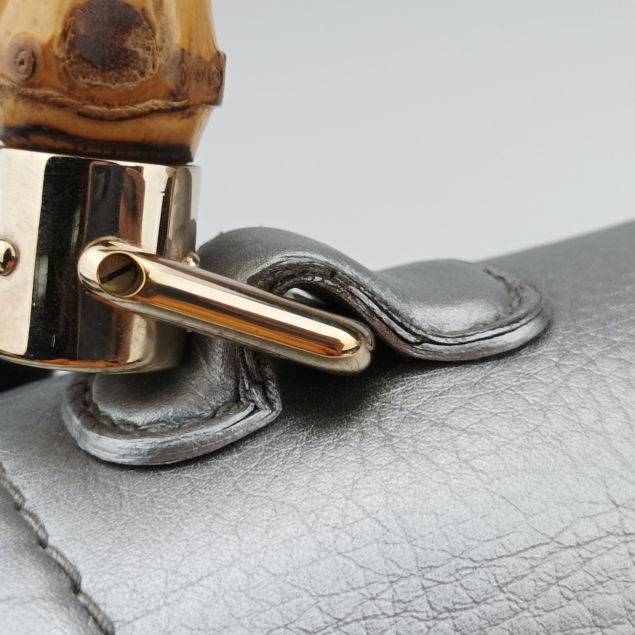 Pre-owned Gucci New Bamboo Silver Leather 254884 shoulderbag | stylenewstar