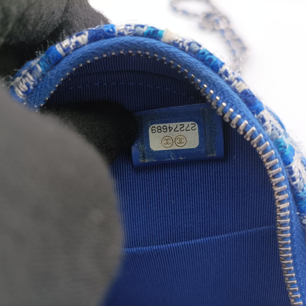 Pre-owned Chanel Matelasse Round Blue woolen A70657 shoulderbag | stylenewstar