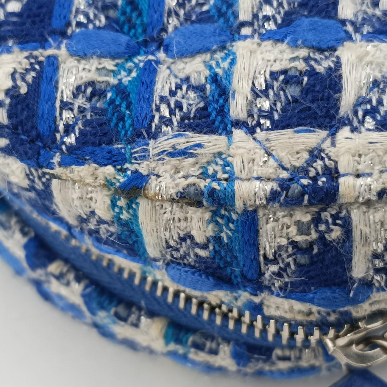 Pre-owned Chanel Matelasse Round Blue woolen A70657 shoulderbag | stylenewstar