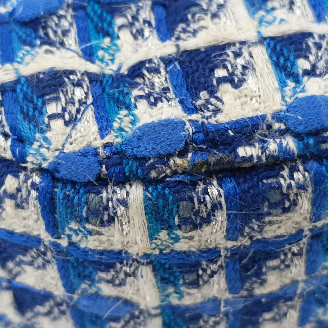 Pre-owned Chanel Matelasse Round Blue woolen A70657 shoulderbag | stylenewstar