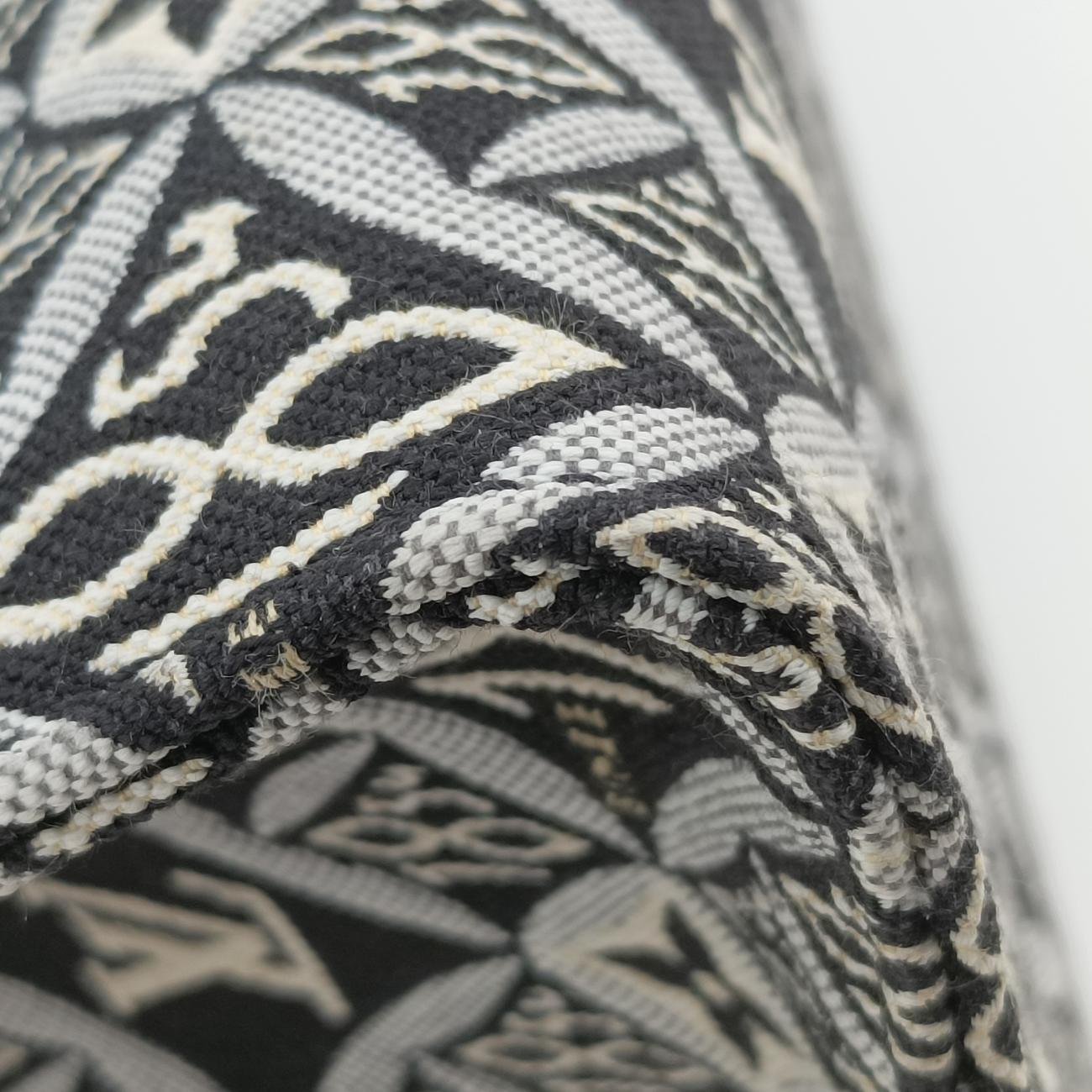 Vintage Louis Vuitton On the Go GM Black×White Jacquard M57207 shoulderbag | stylenewstar