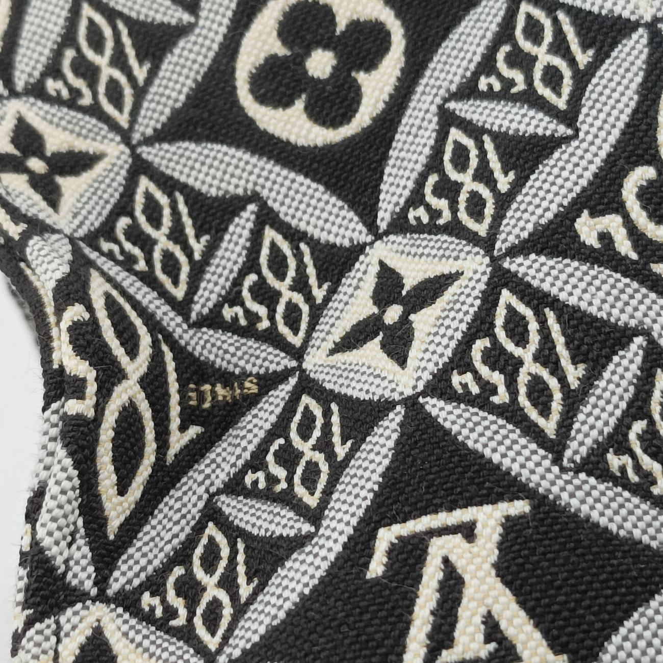 Vintage Louis Vuitton On the Go GM Black×White Jacquard M57207 shoulderbag | stylenewstar