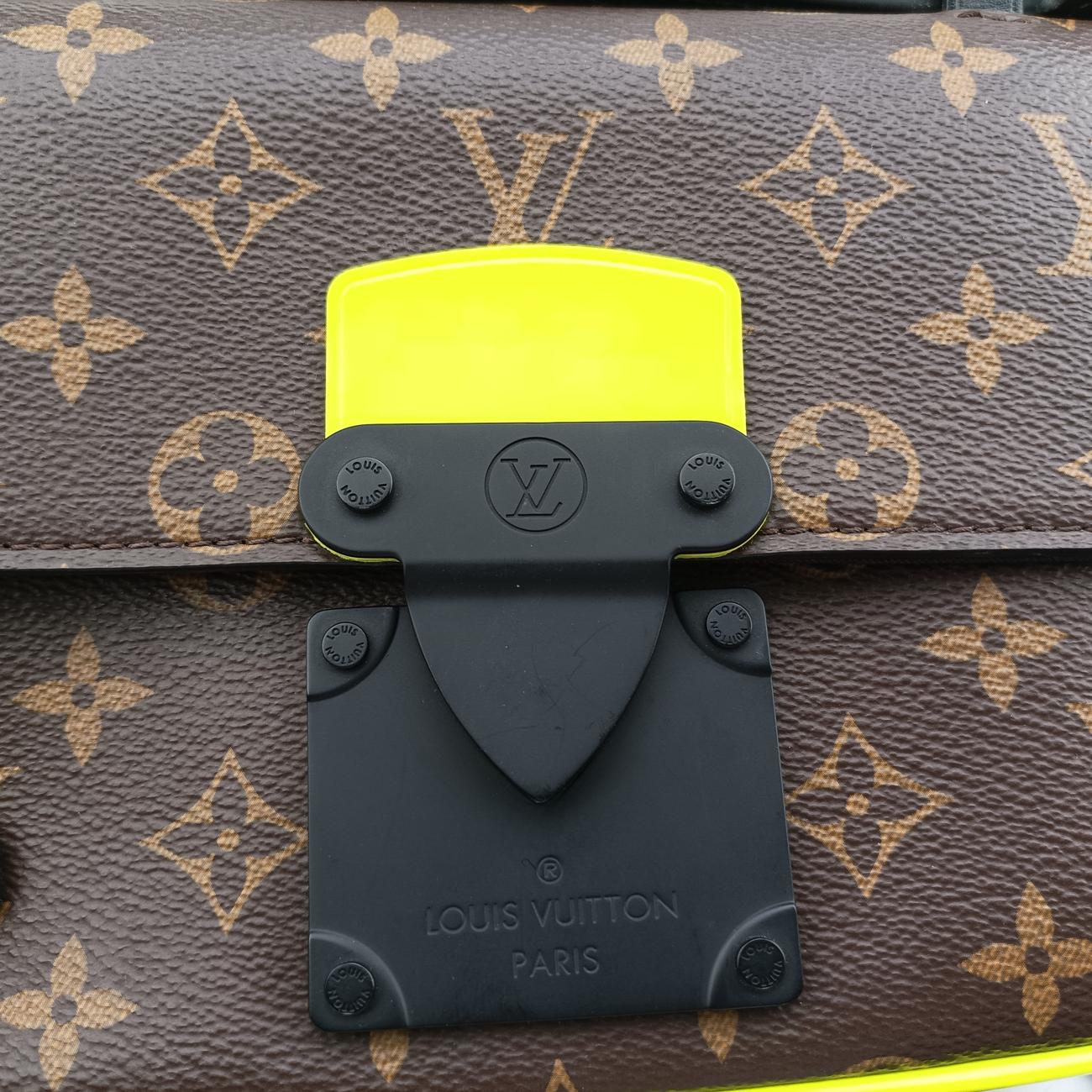 Vintage Louis Vuitton S lock Brown×neon yellow Monogram Canvas M45864 bum bag/waist bag | stylenewstar