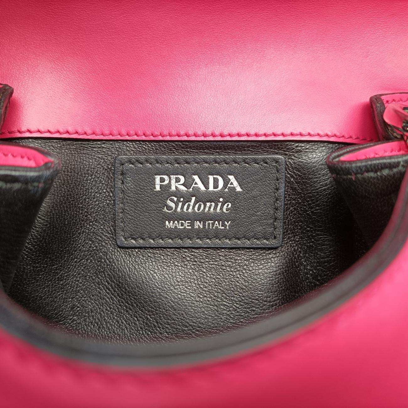 Pre-owned Prada Sidonie Pink×black Leather 1BD168 shoulderbag | stylenewstar
