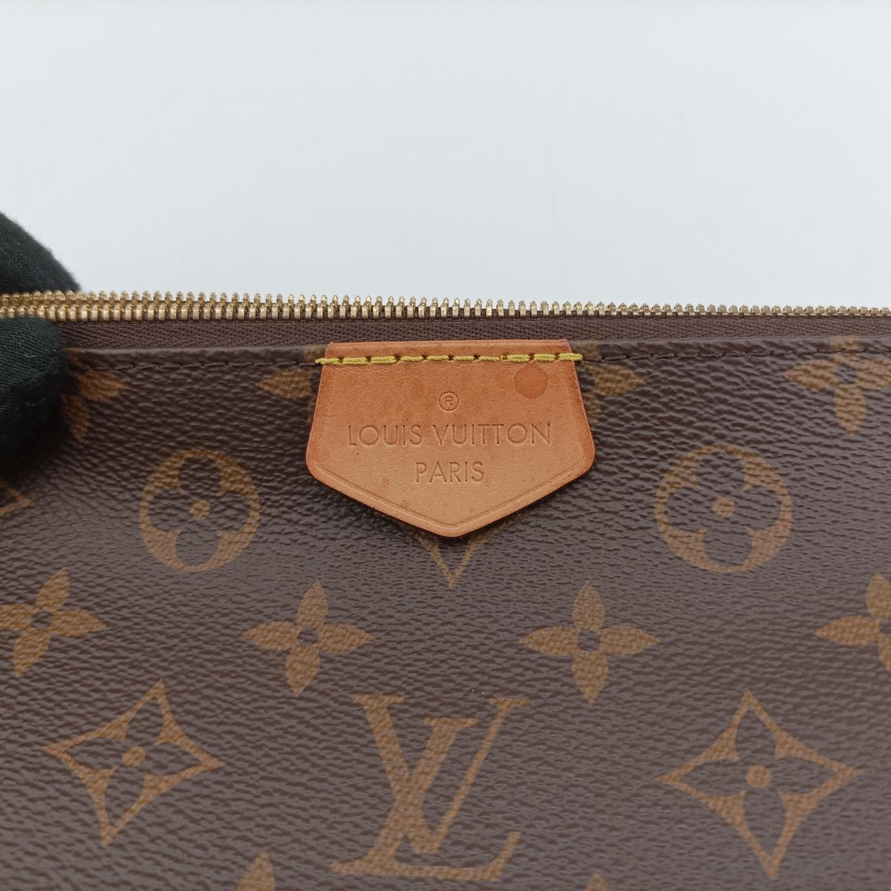Multi Pochette Accessoir Brown Monogram Canvas ICチップ