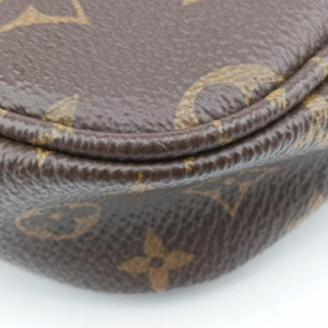 Multi Pochette Accessoir Brown Monogram Canvas ICチップ
