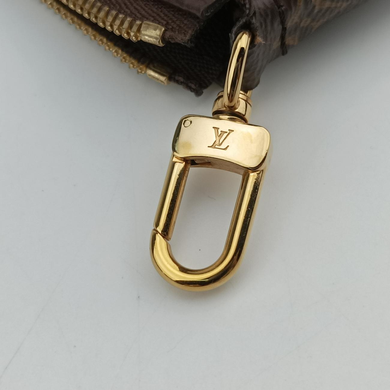 Multi Pochette Accessoir Brown Monogram Canvas ICチップ