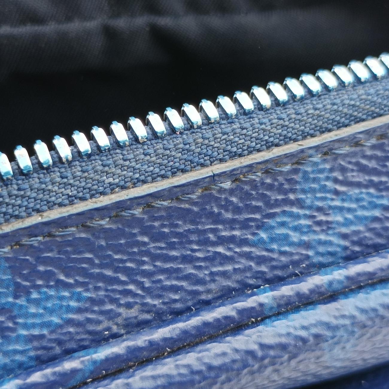 Pre-owned Louis Vuitton Messenger PM Blue Monogram canvas x leather M43829 shoulderbag | stylenewstar