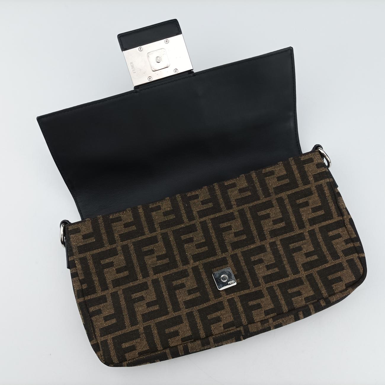 Pre-owned Fendi Baguette Brown canvas 7VA472 bum bag/waist bag | stylenewstar