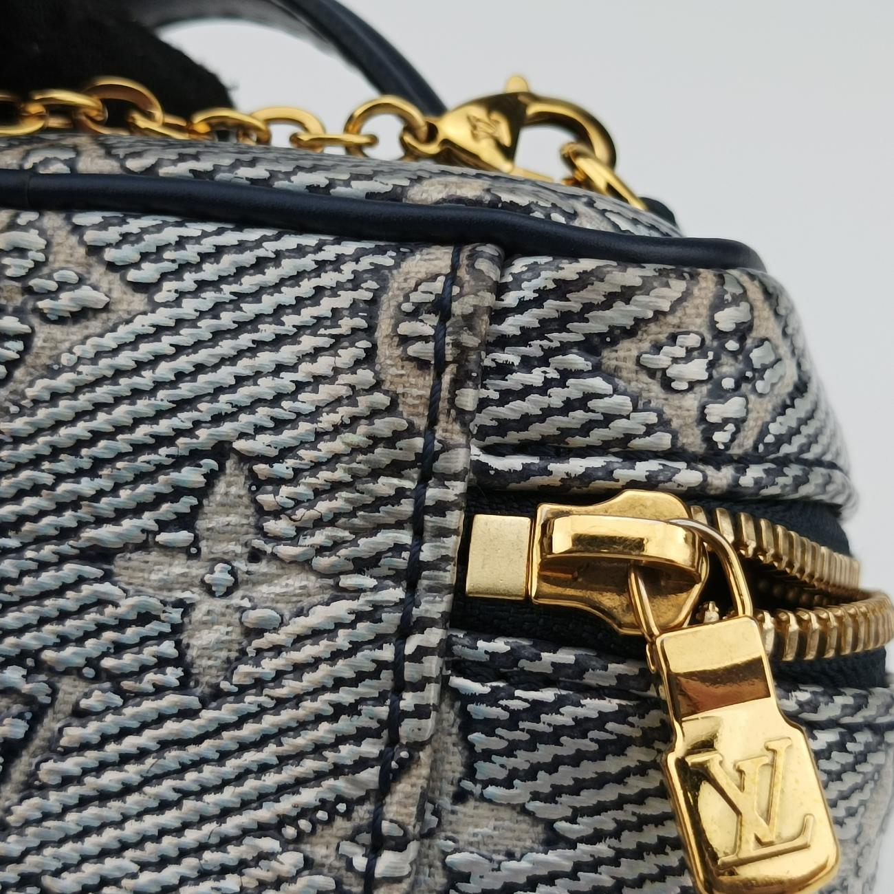 Micro Vanity Gray x Blue MONOGRAM JACQUARD DENIM ICチップ