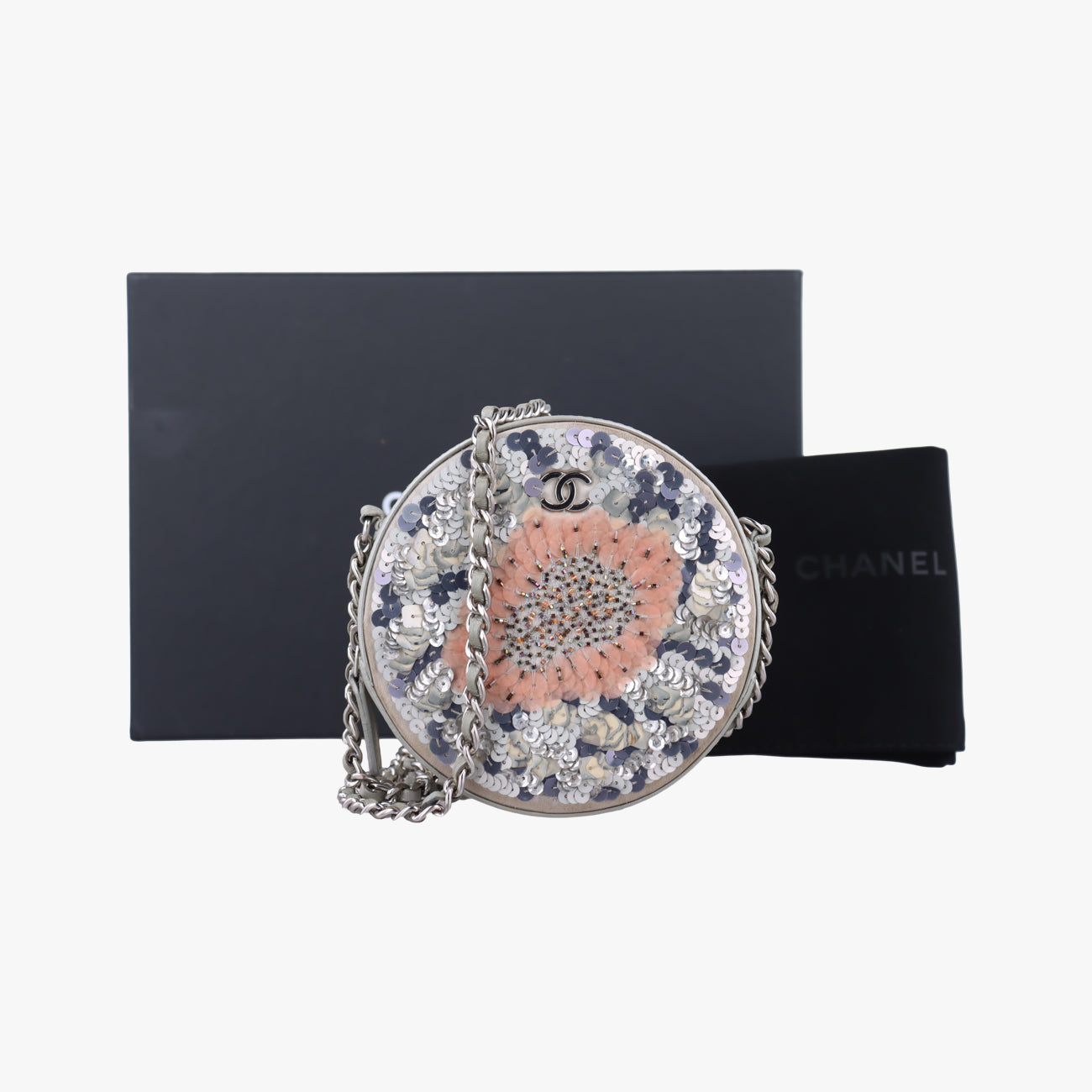 Vintage Chanel round as earth Ribbon Multicolour Leather AP0245 shoulderbag | stylenewstar