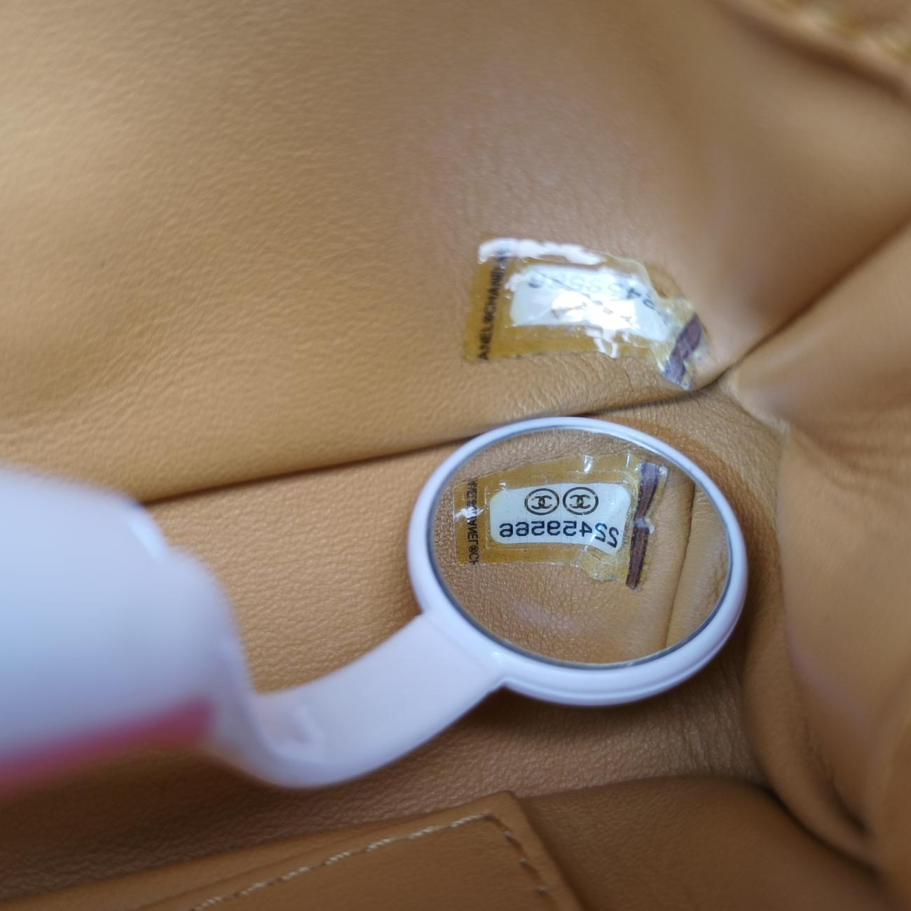 Pre-owned Chanel 2.55mini Yellow Leather A93274 shoulderbag | stylenewstar