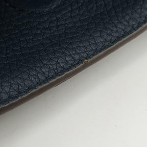 Armand Briefcase MM NAVY Taurillon leather UB2137