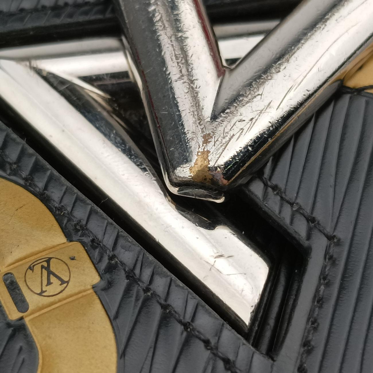 Pre-owned Louis Vuitton Chain Flower Print Twist Chain Black x White x Yellow Epi M67226 shoulderbag | stylenewstar