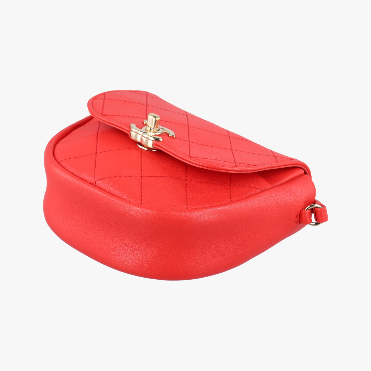 Vintage Chanel Casual trip messenger Red Leather AS0143 shoulderbag | stylenewstar