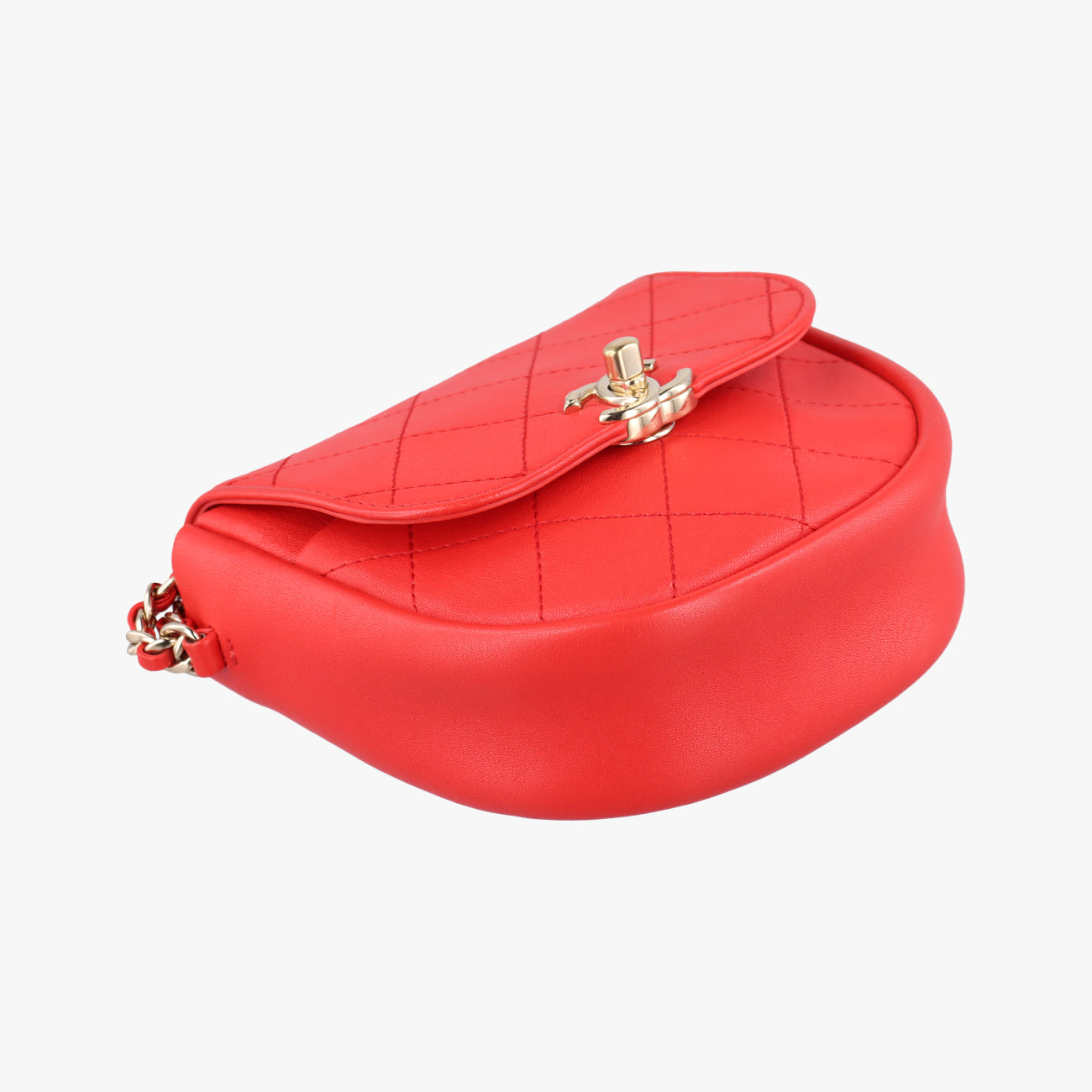 Vintage Chanel Casual trip messenger Red Leather AS0143 shoulderbag | stylenewstar