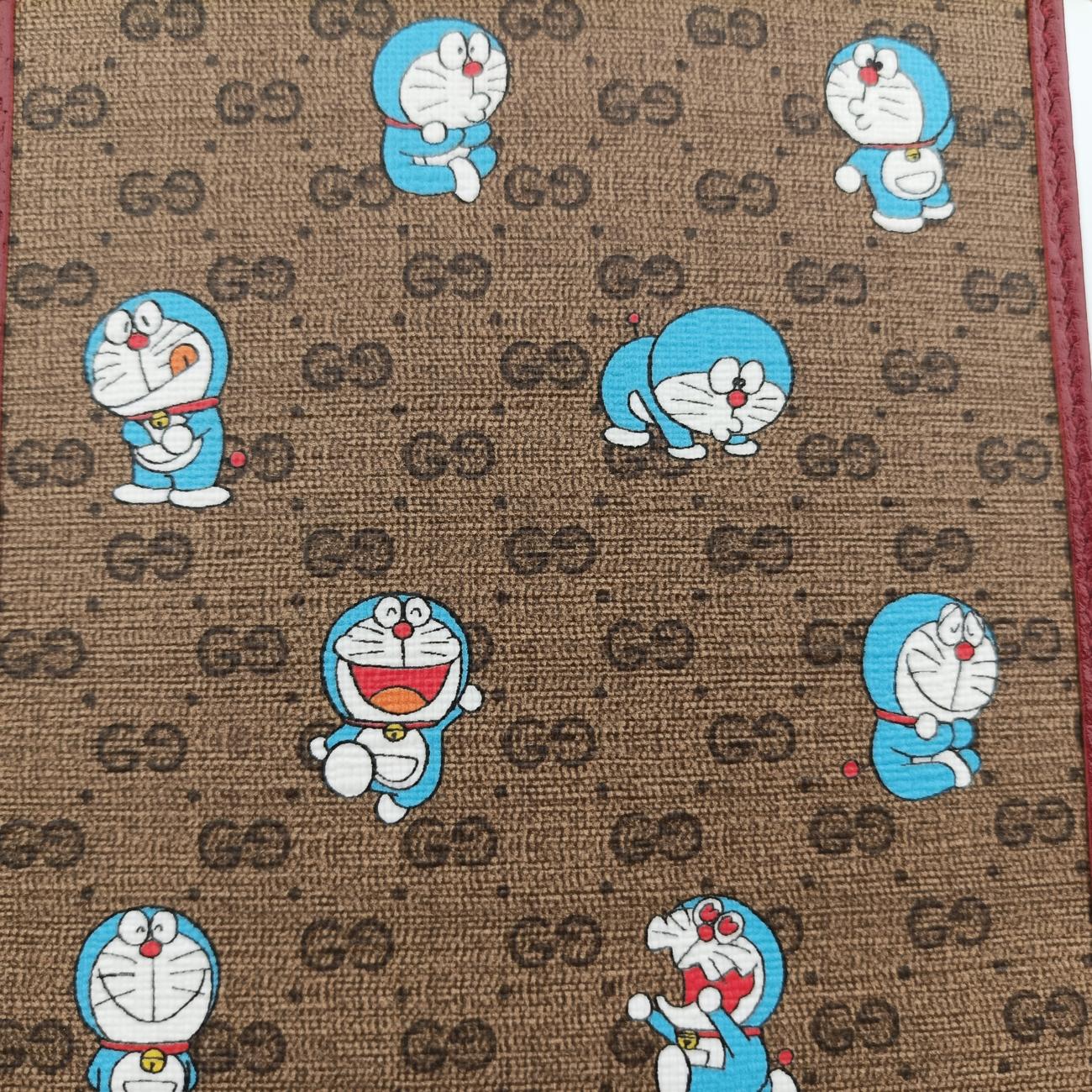 Pre-owned Gucci GG Supreme Doraemon Collaboration Beige×Multicolour PVC coated canvas×Leather 647805 shoulderbag | stylenewstar