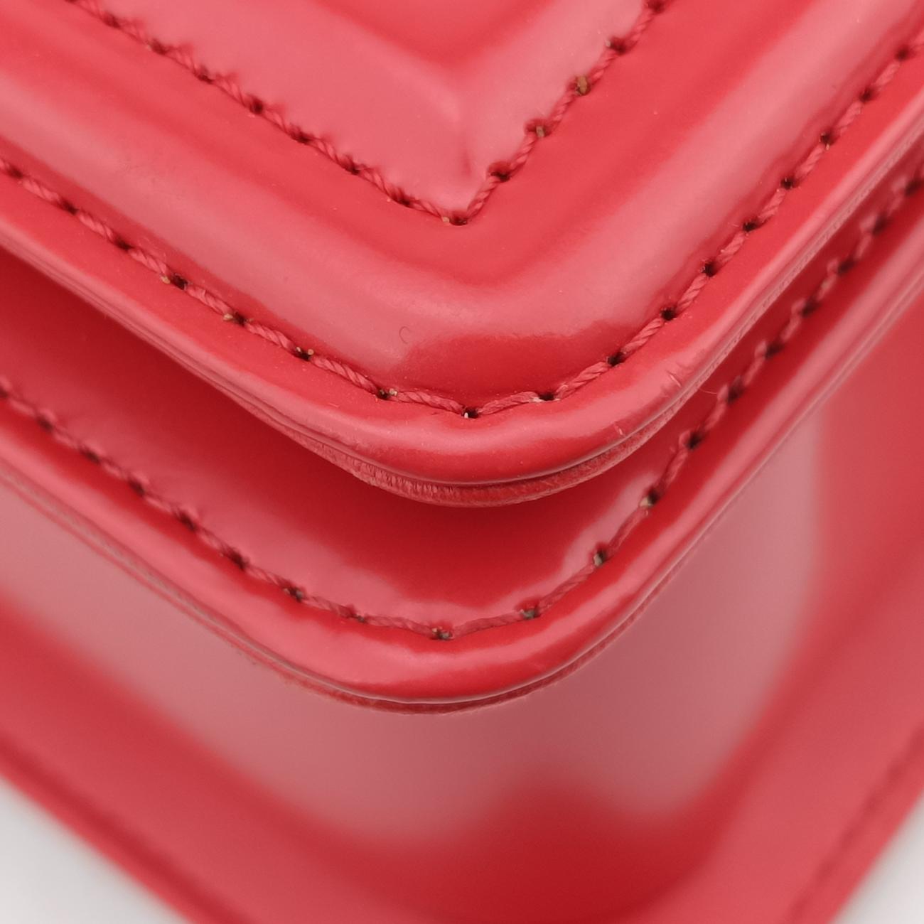 Vintage Chanel BOY CHANEL Red Leather A67086 shoulderbag | stylenewstar