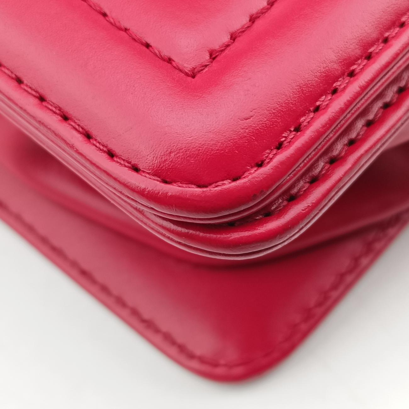 Vintage Chanel BOY CHANEL Red Leather A66713 shoulderbag | stylenewstar