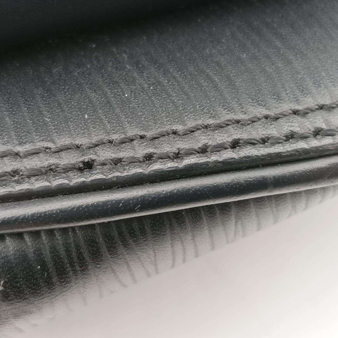 Vintage Louis Vuitton Bum Bag Noir Epi M55131 bum bag/waist bag | stylenewstar