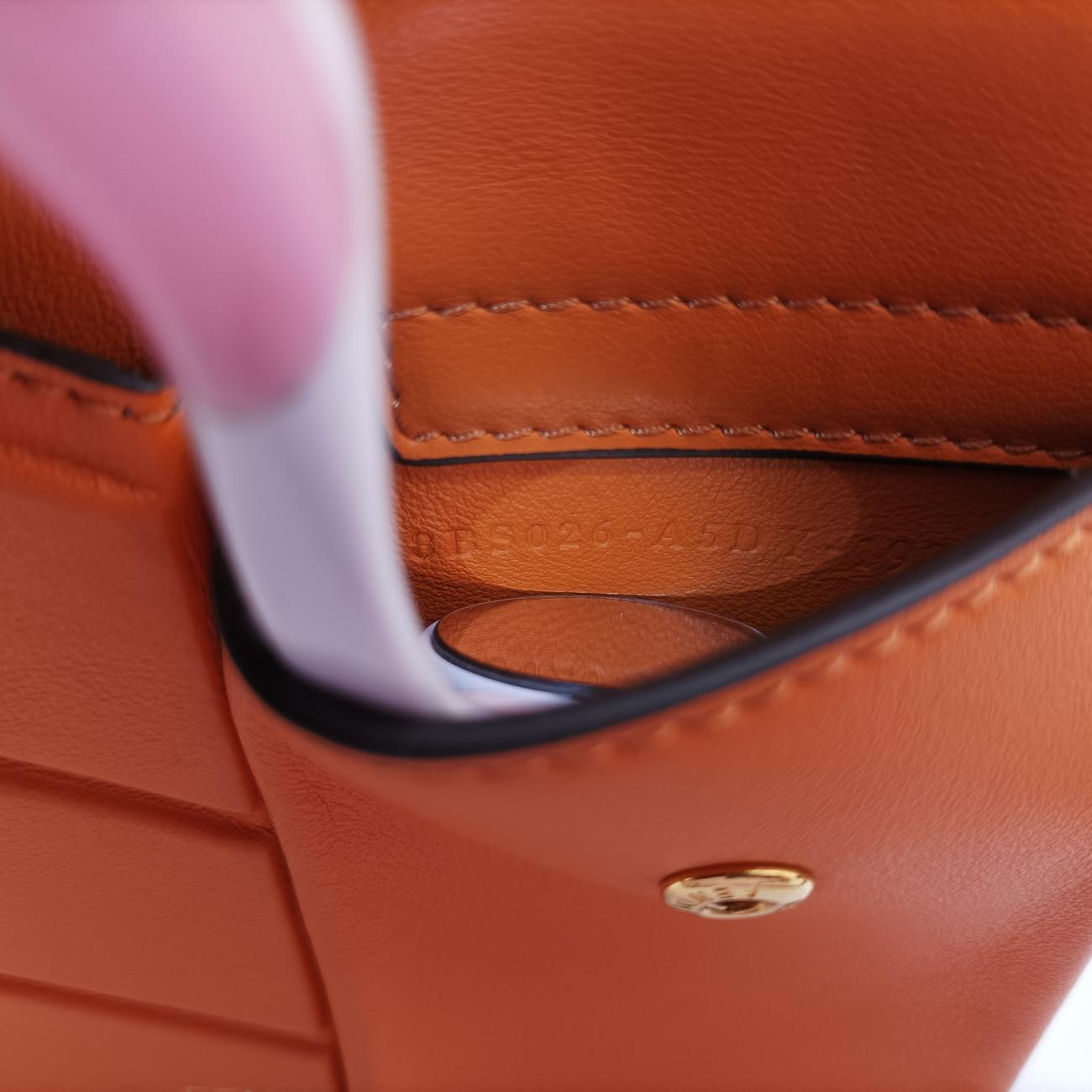 Pre-owned Fendi Mini Century Phone Case Orange Leather 8BS026 shoulderbag | stylenewstar