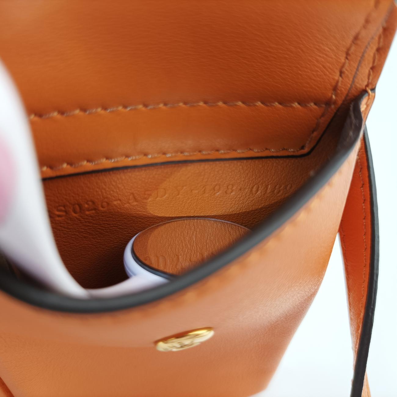 Pre-owned Fendi Mini Century Phone Case Orange Leather 8BS026 shoulderbag | stylenewstar