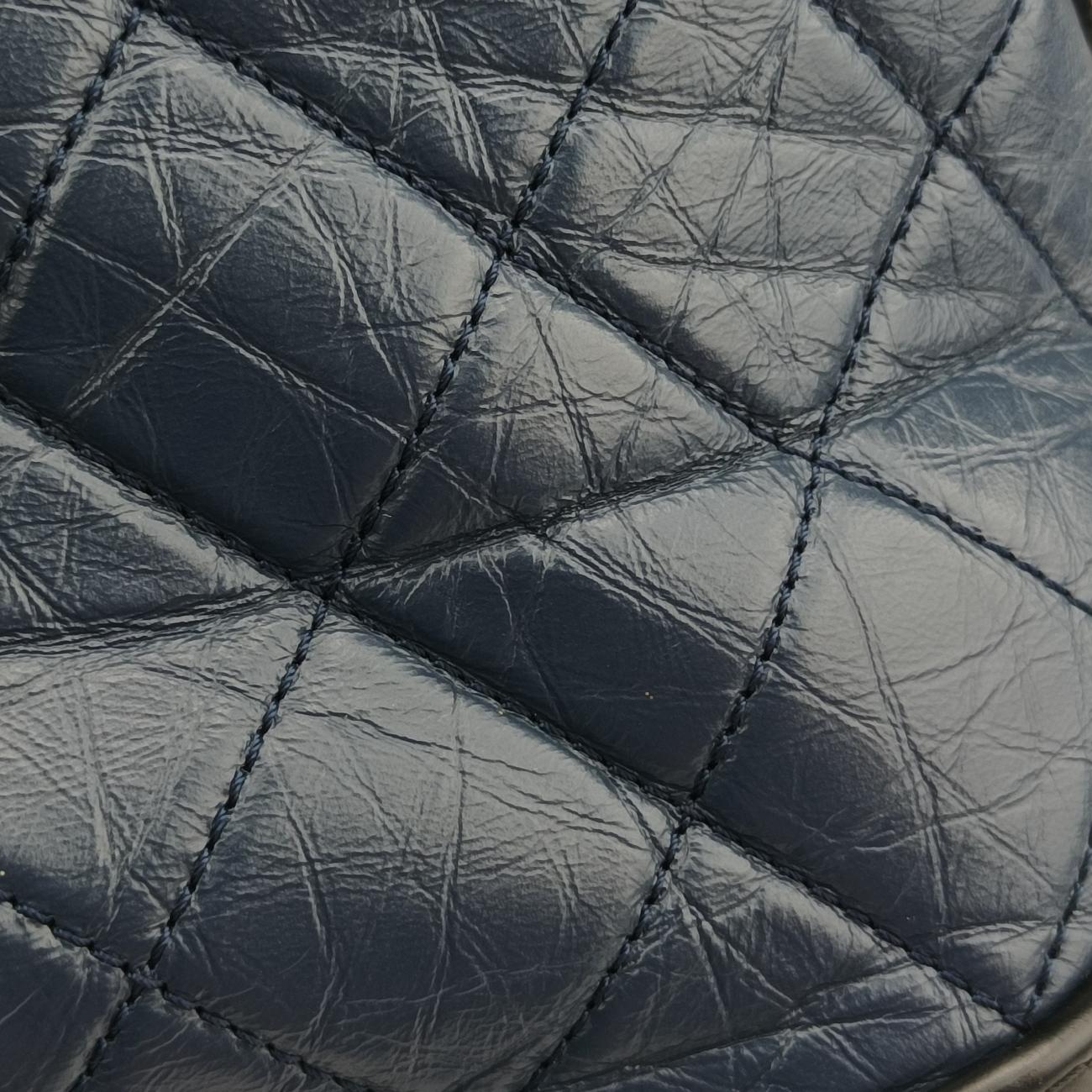 Vintage Chanel GABRIELLE Black×navy Leather A93824 shoulderbag | stylenewstar