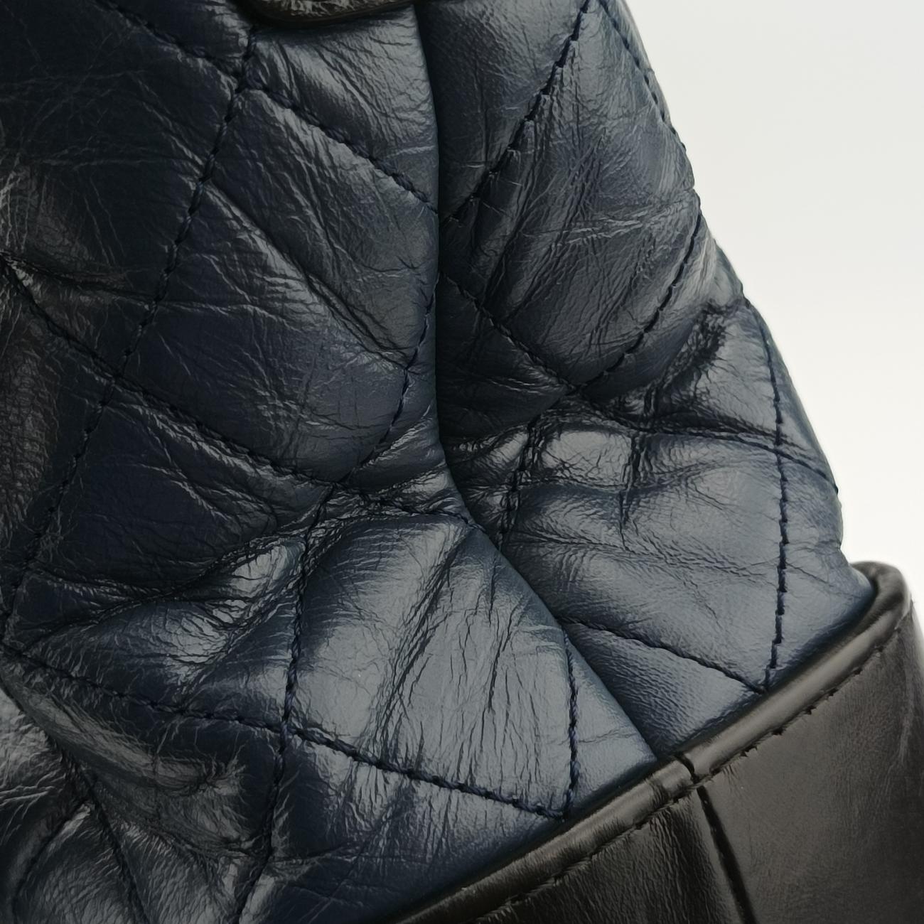 Vintage Chanel GABRIELLE Black×navy Leather A93824 shoulderbag | stylenewstar