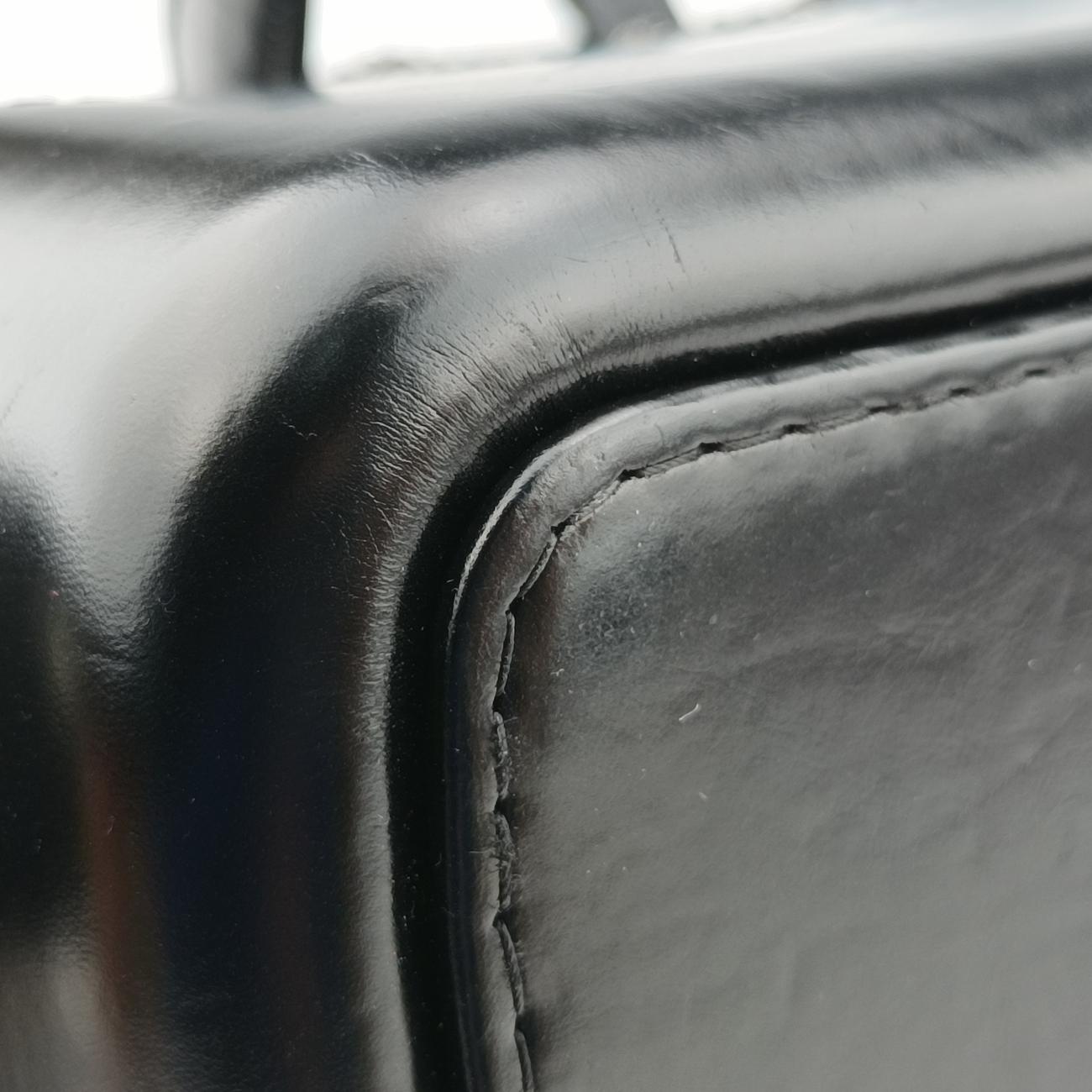 Vintage Chanel GABRIELLE Black×navy Leather A93824 shoulderbag | stylenewstar