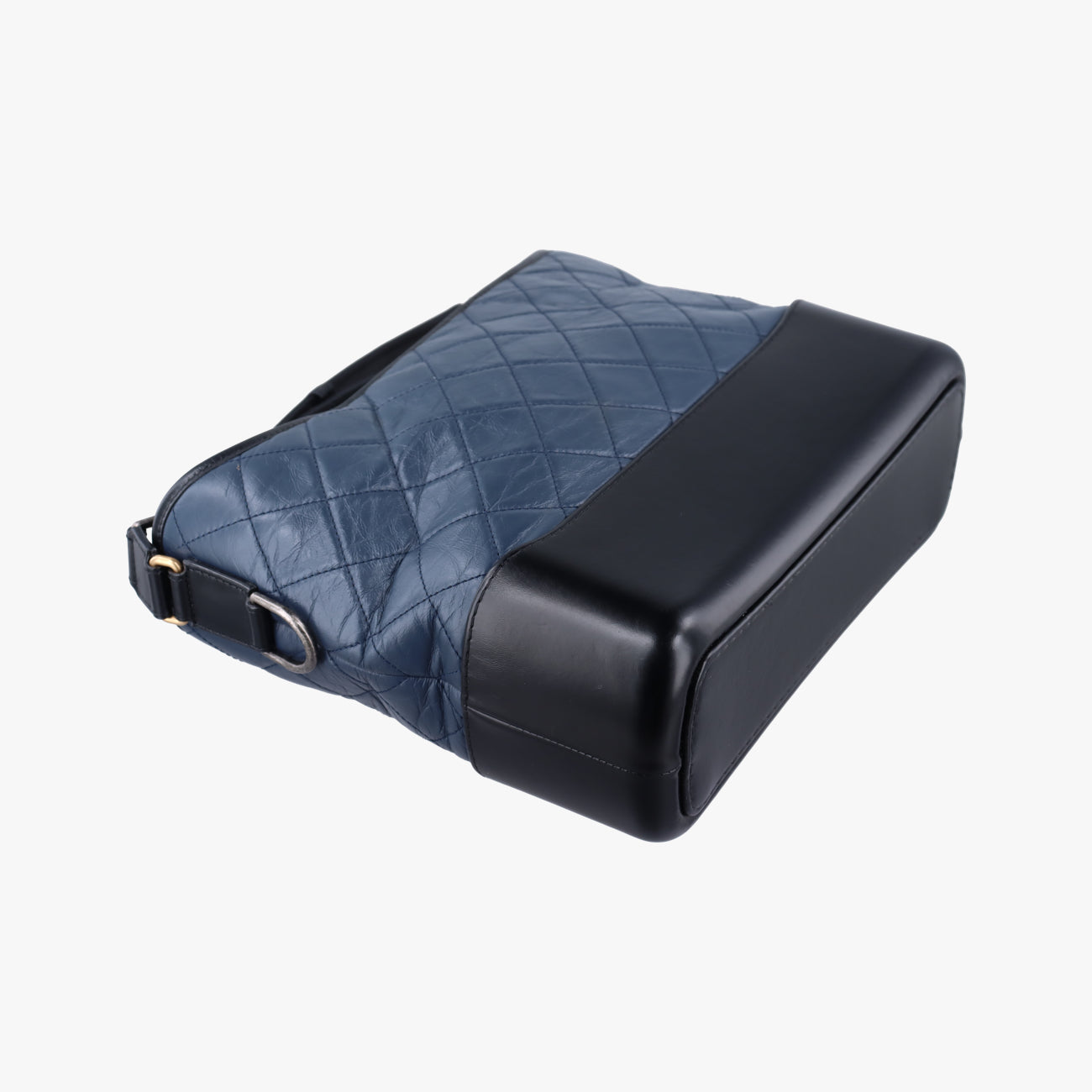 Vintage Chanel GABRIELLE Black×navy Leather A93824 shoulderbag | stylenewstar