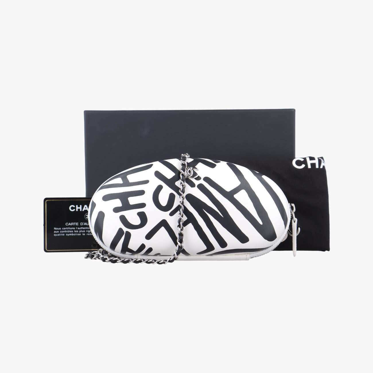 Pre-owned Chanel Coco Neige Convertible Zip Around Sunglasses Case Black×white Leather AP2368 shoulderbag | stylenewstar
