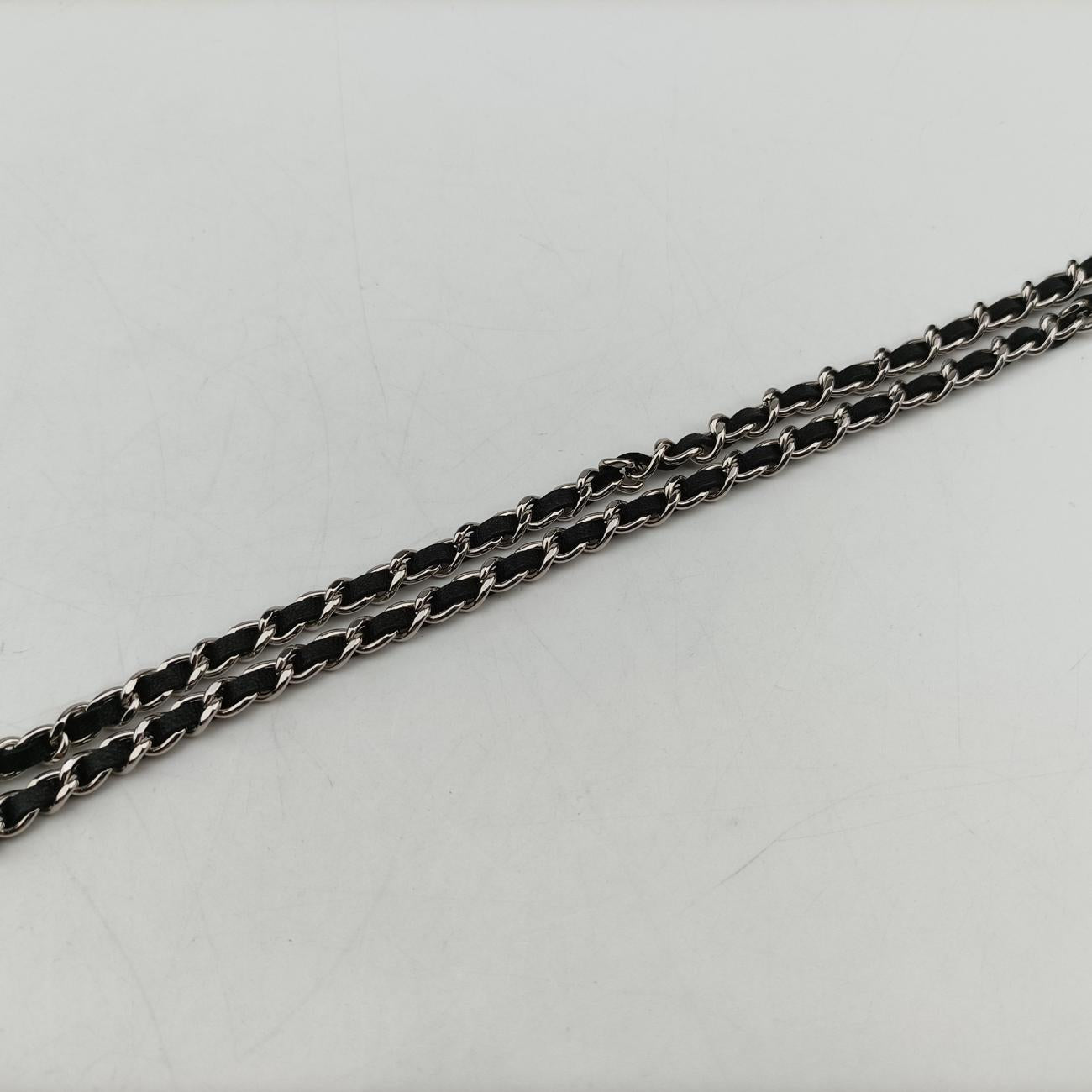 Pre-owned Chanel Coco Neige Convertible Zip Around Sunglasses Case Black×white Leather AP2368 shoulderbag | stylenewstar