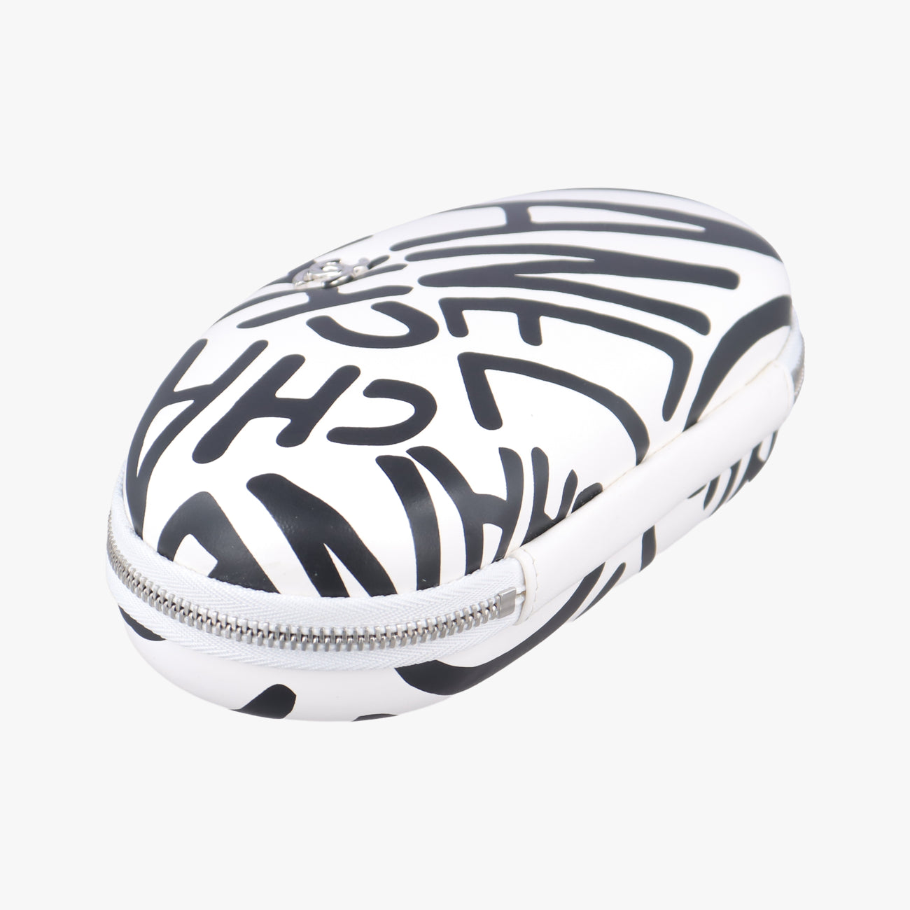 Pre-owned Chanel Coco Neige Convertible Zip Around Sunglasses Case Black×white Leather AP2368 shoulderbag | stylenewstar