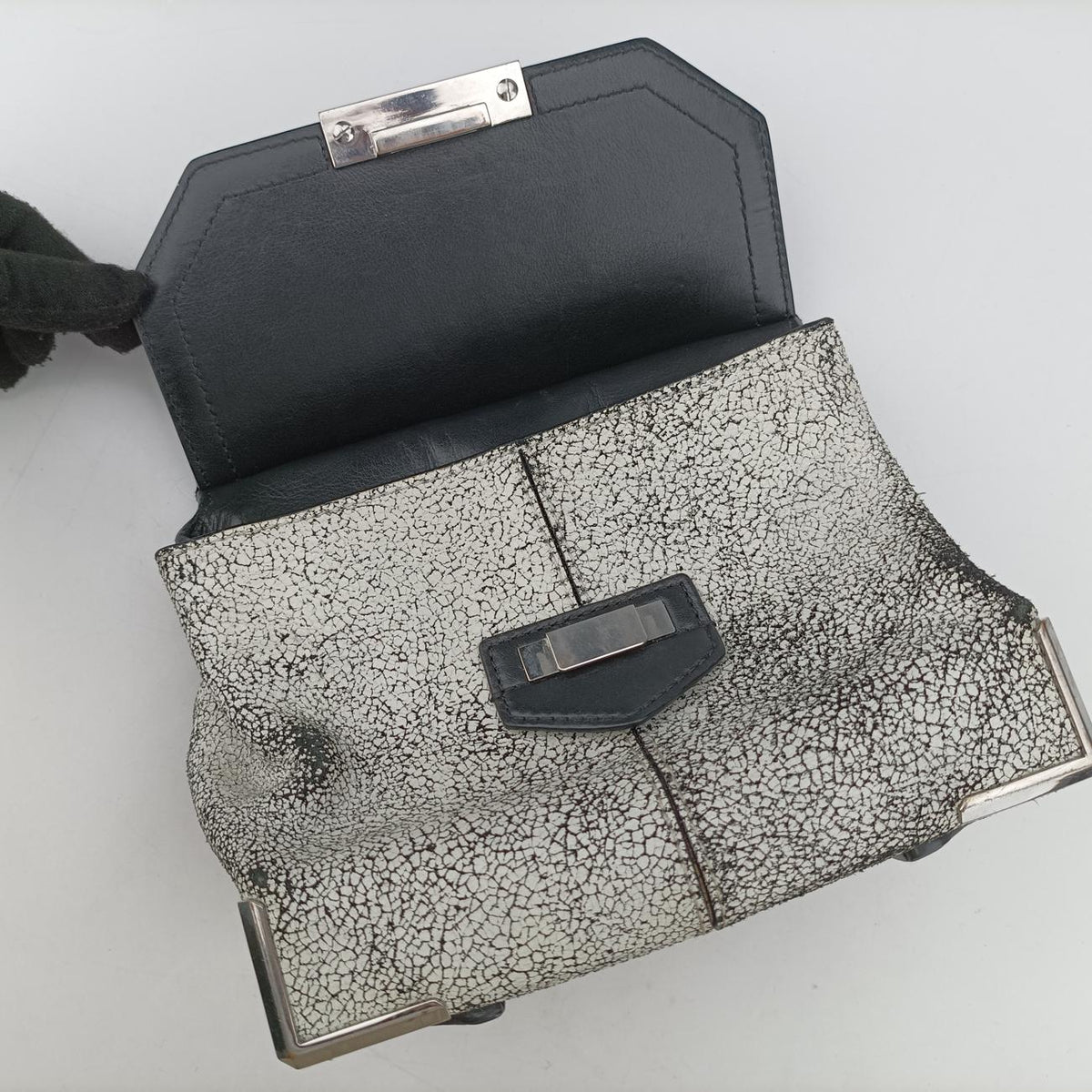 Pre-owned Alexander Wang Flap Black×white Leather  crossbodybag | stylenewstar