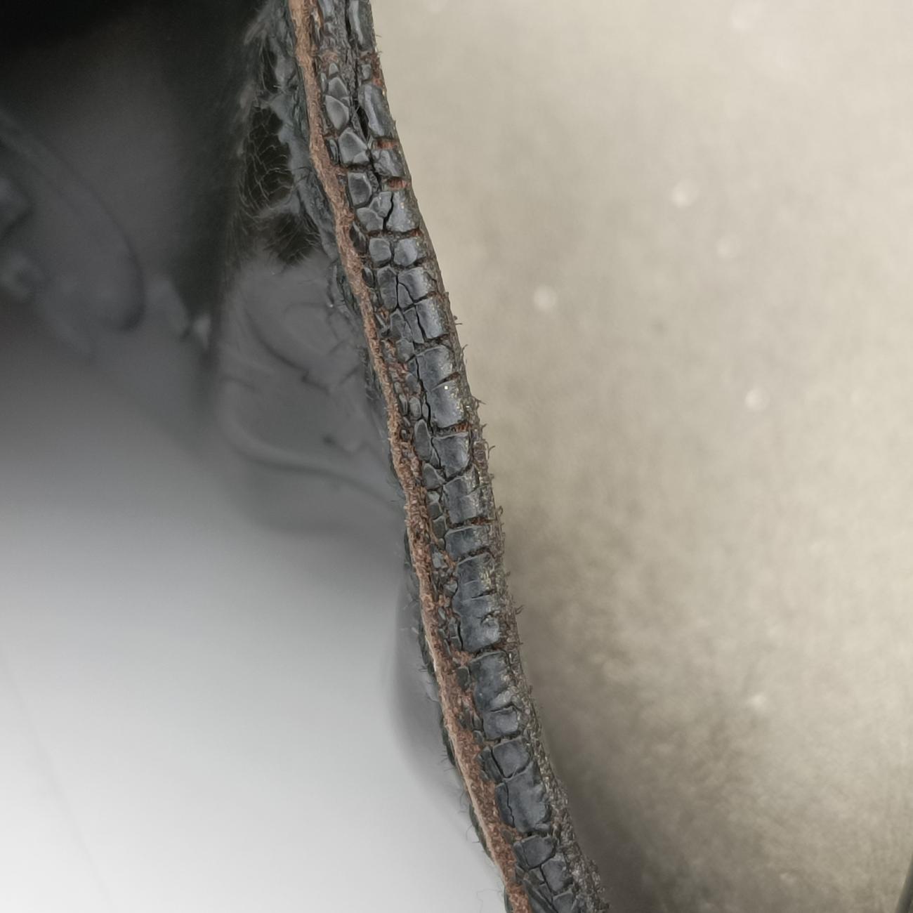 Pre-owned Gucci Emily Green Patent Leather 295403 shoulderbag | stylenewstar