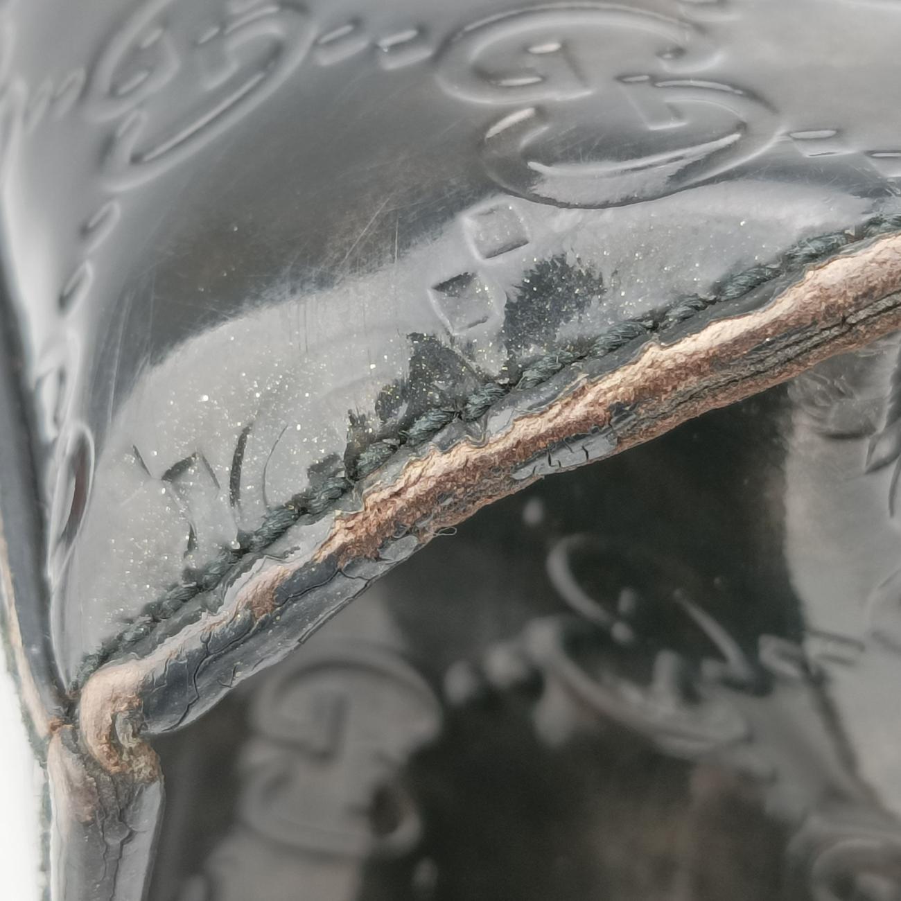 Pre-owned Gucci Emily Green Patent Leather 295403 shoulderbag | stylenewstar