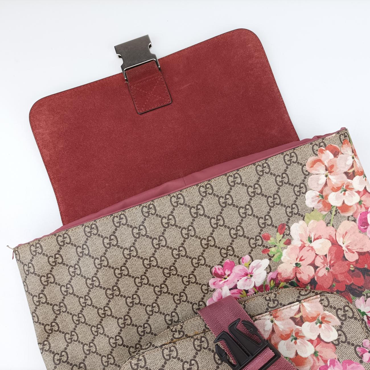 Pre-owned Gucci GG Blooms Beige×Multicolour PVC coated canvas 405019 backpack/rucksack | stylenewstar